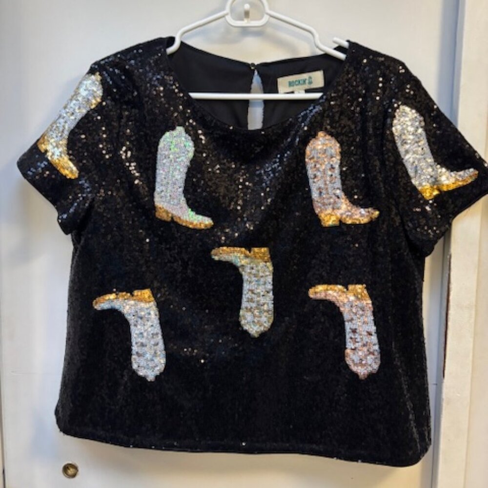 Black & Multi-Sequin Boots Short Sleeve Top